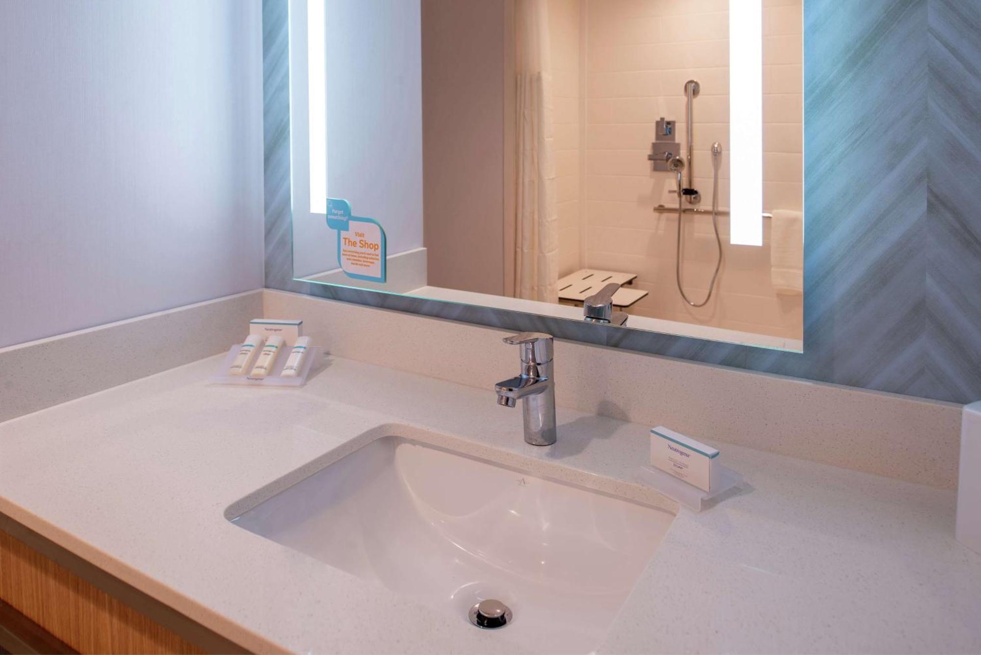 Hilton Garden Inn Kansas City Airport Mo Extérieur photo